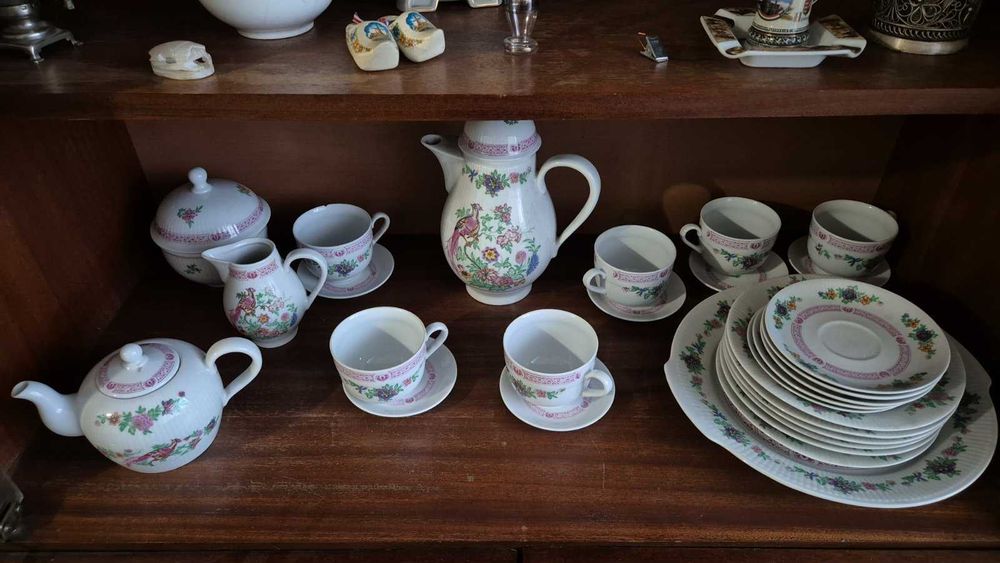 Нов порцеланов сервиз за кафе или чай от ГДР