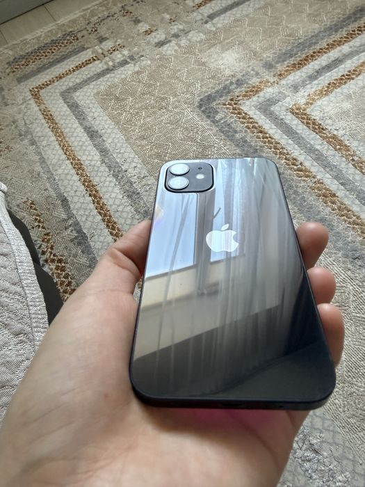 Айфон 12 на 128 гб…