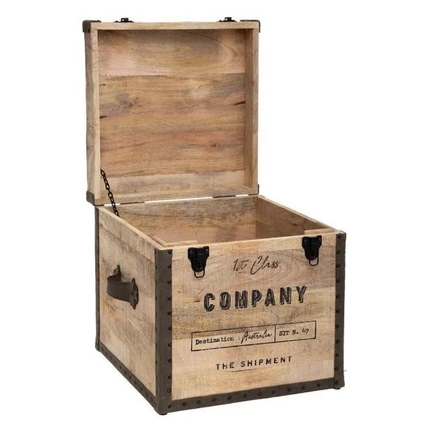 Табуретка във винтидж стил