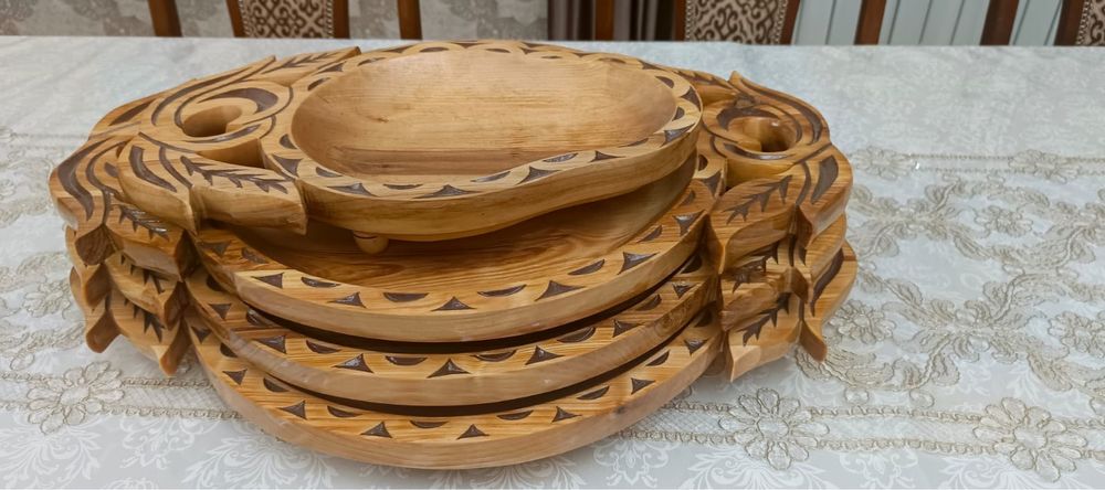 Қазақ ою табақтары