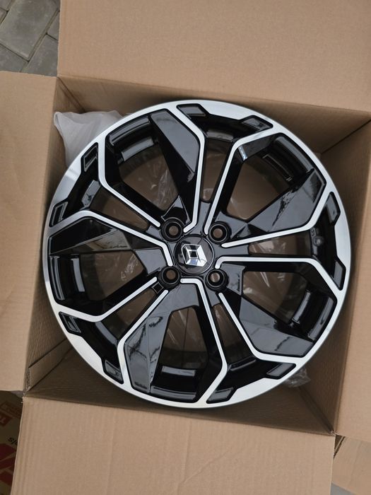 Jante de aliaj Renault pe 16 marca silver line