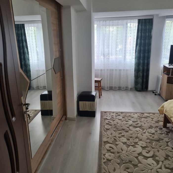 Vând apartament 2 camere