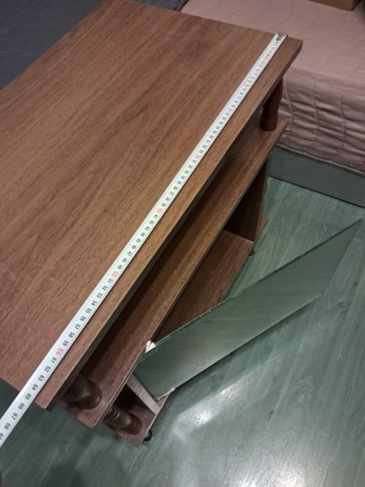 Малко ретро шкафче за телевизор