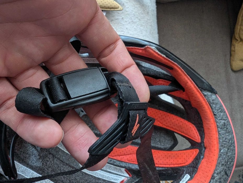 Шосейна Каска Specialized Evade 2
