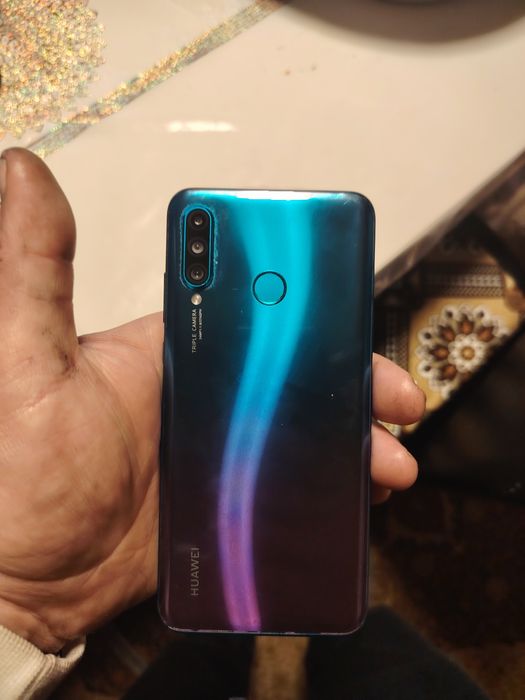 Vand 2 telefoane noi folosite doar o saptamana