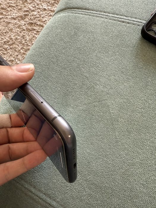 Продава. Iphone 11 128GB