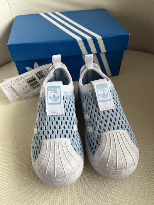 Adidas стелка 17см, EU 26.5