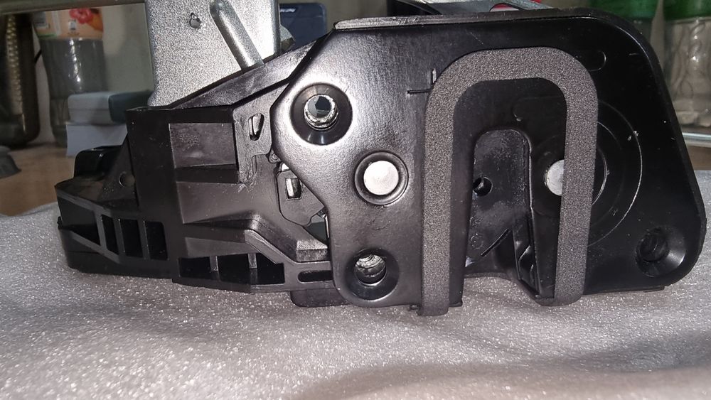 Предна лява брава за Хюндай Тусон 2004-2010.