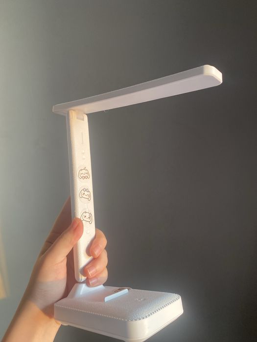 Продам лампу, работает в отличном состоянии.