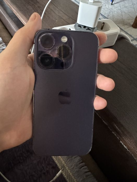 Айфон 14 про.