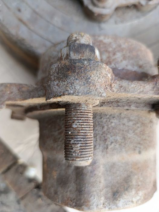 Ступицы на прицеп птс 4