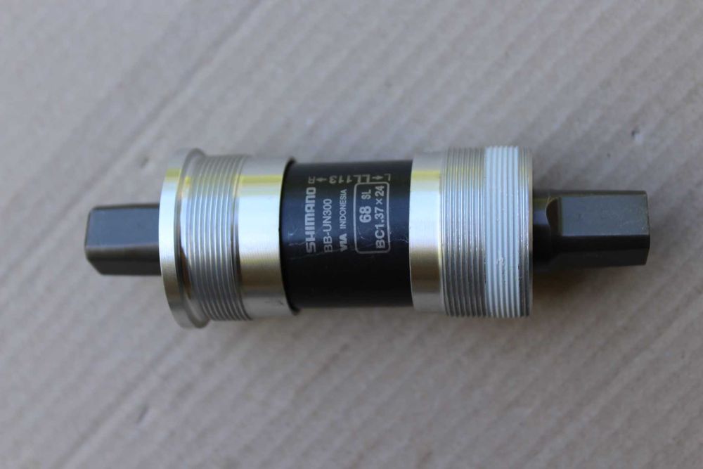 Shimano BB-UN300 rulment, ax patrat 107-127.5mm lungime diferite