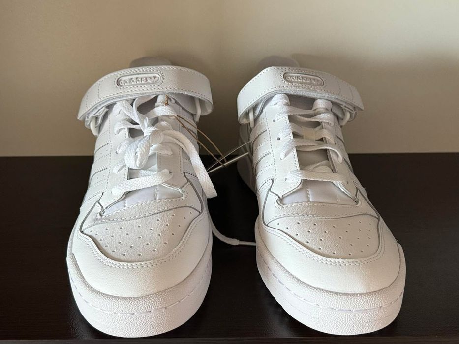 ADIDAS FORUM LOW Налични 43н 27.5см 44н 28см Стелка Нови