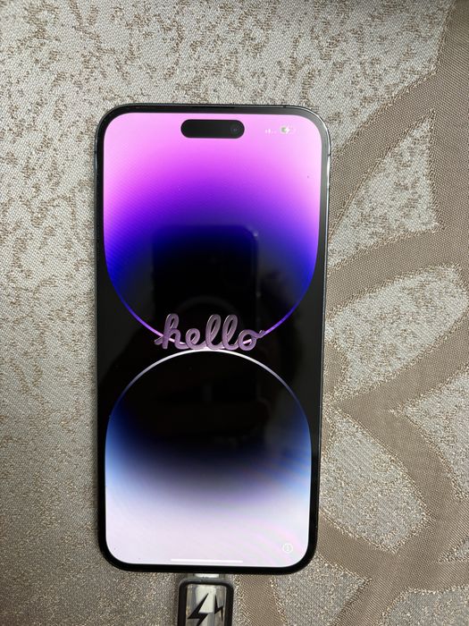 Продам Айфон 14 про макс