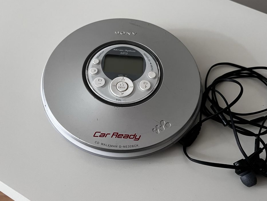 Walkman Sony d-ne326ck