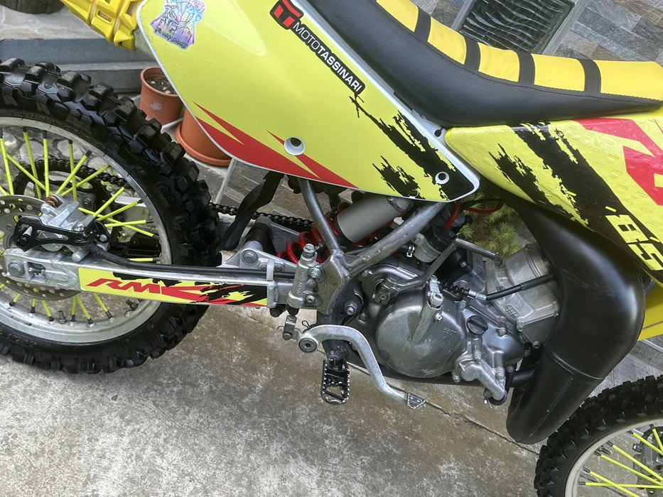 Suzuki Rm 85 2010(nu yamaha ktm husqwarna beta sherco gas gas honda husaberg tm racing kxd)