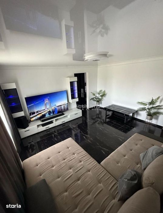 2 camere, 53 mp,etaj 4, LOC DE PARCARE, zona Pod
