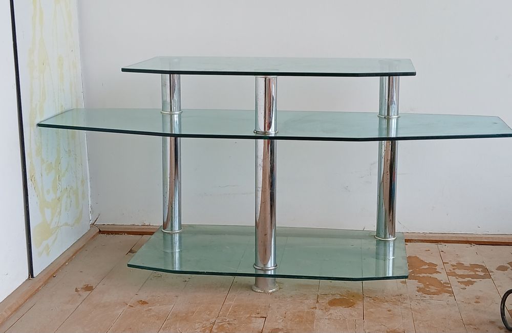 Pastafka shishasi qoling katta telvizor sig'adi