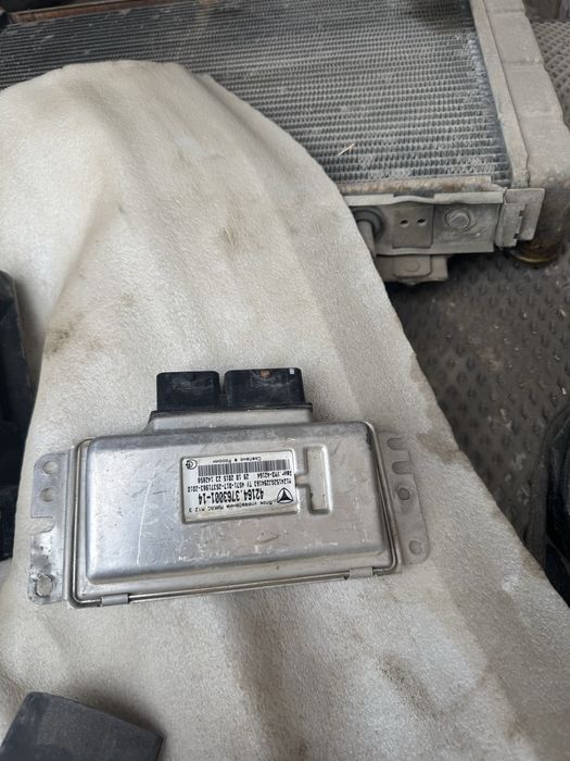 Дигатель сотка инжектор