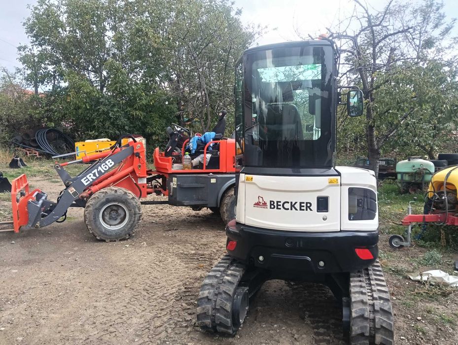 Услуги с мини багер  челен товарач фадрома Сливен Нова Загора Твърдица