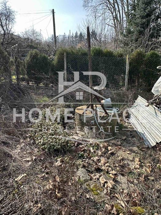 Парцел 1250 кв.м. с постройка в м-ст Боровец Север