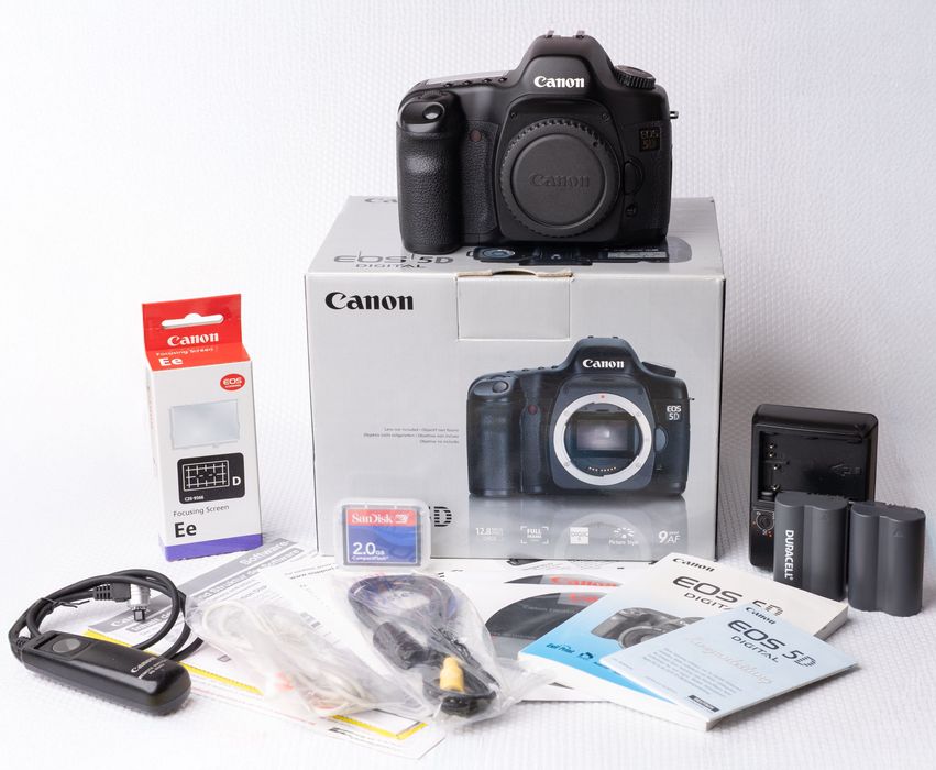 Canon 5D Mark I "Classic" Пълен Комплект