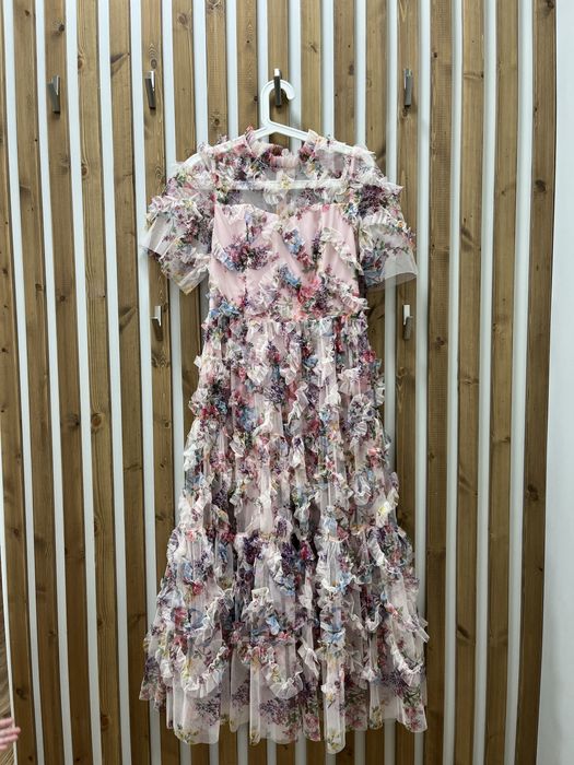 Продаи платье на мероприятие размер S