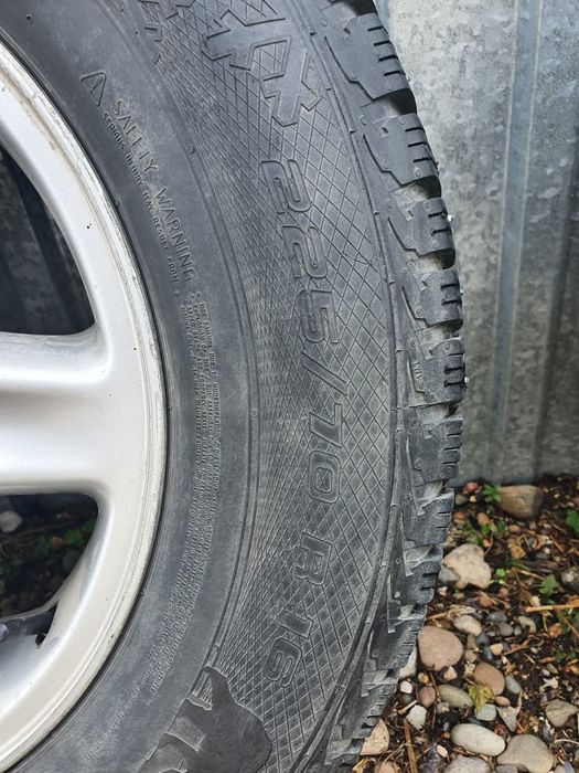 Продам зимнию резину