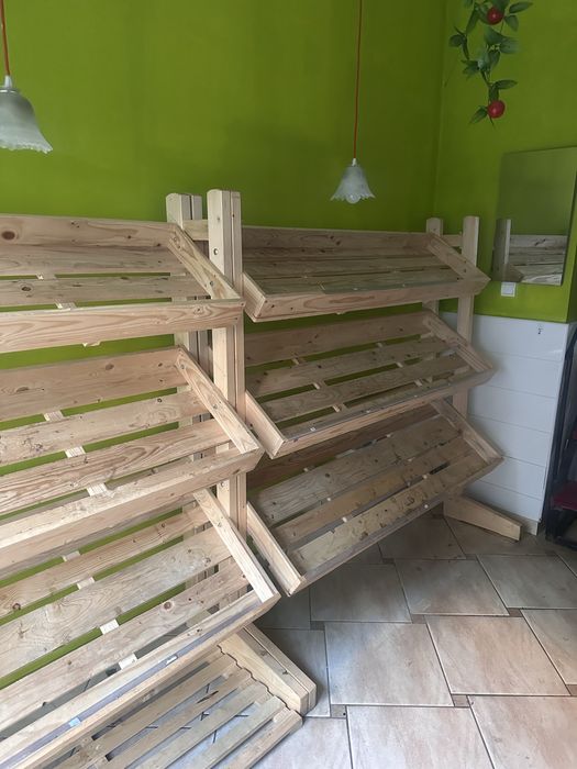 Rafituri pentru fructe si legume