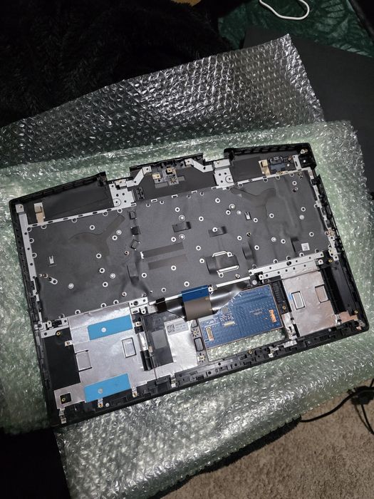 Palmrest cu tastatura si touchpad laptop HP Omen 17 CB