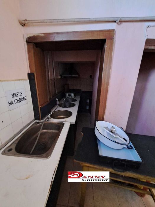 Бизнес сграда в с. Българско Сливово, общ. Свищов