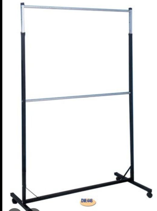 Оборудване за мазин за дрехи, стелажи Маникени, закачалки