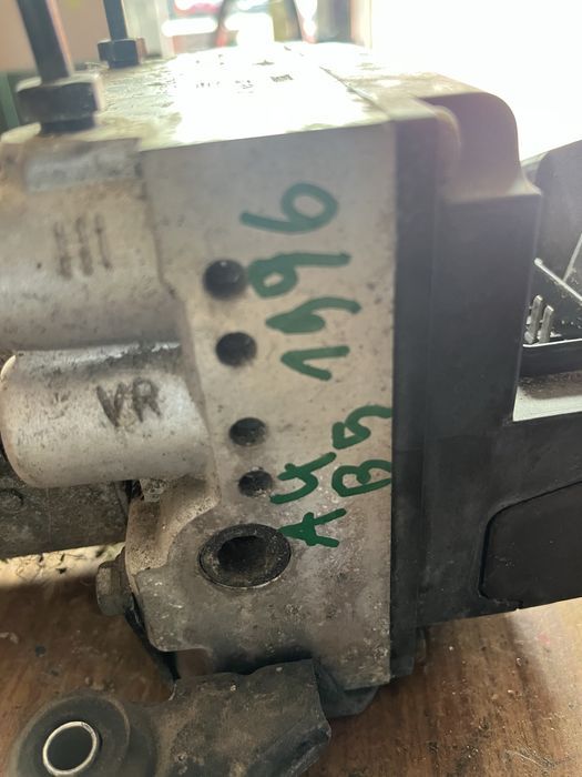 pompa abs audi a4 b5 1996