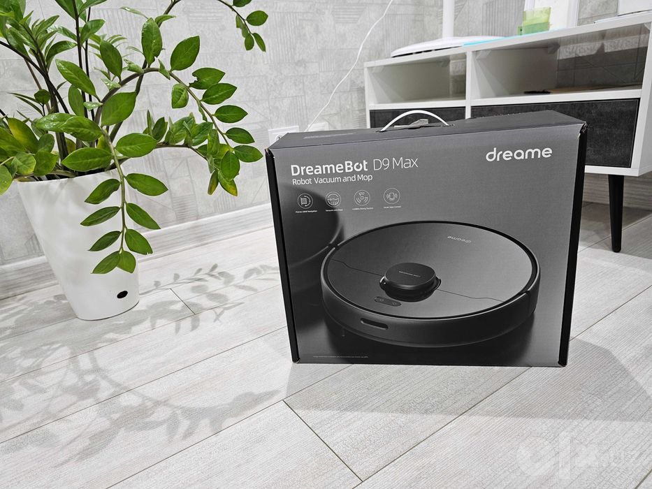 ПРОДАМ Dreame D9 Max Робот-пылесос. Состояние ОТЛИЧНОЕ.