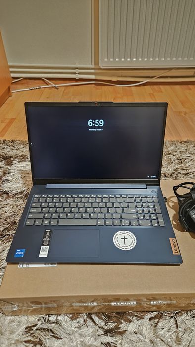 Laptop ideeapad slim 3i