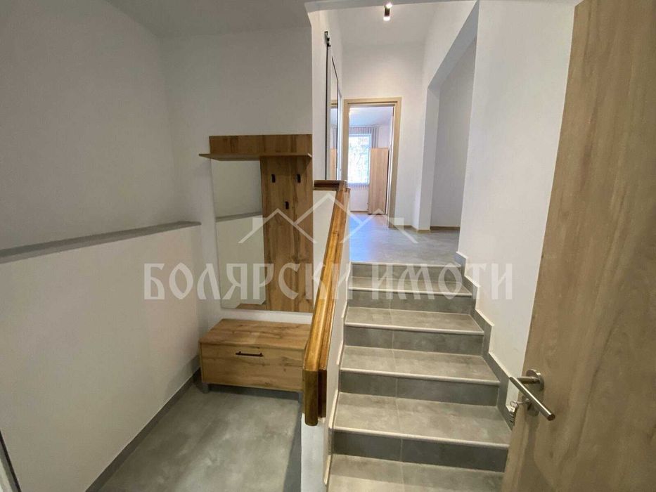 Дава се под наем Четиристаен апартамент в Велико Търново, Център - 100 кв.м за 448.8 € - Снимка #7