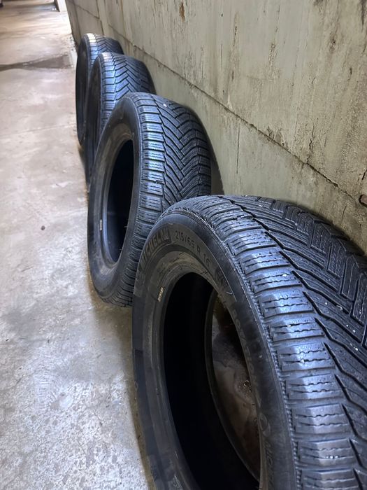 Michelin - Iarna - 215 / 65 / R16 - Stare f buna - Total Performance