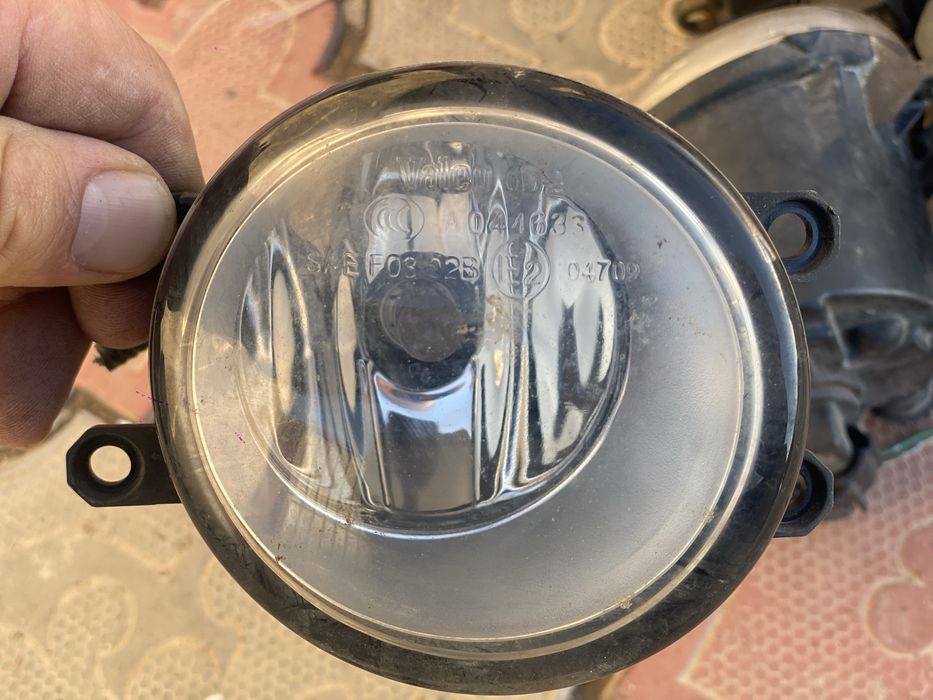 Противотунка туманка тойота камри всех модел 40-45