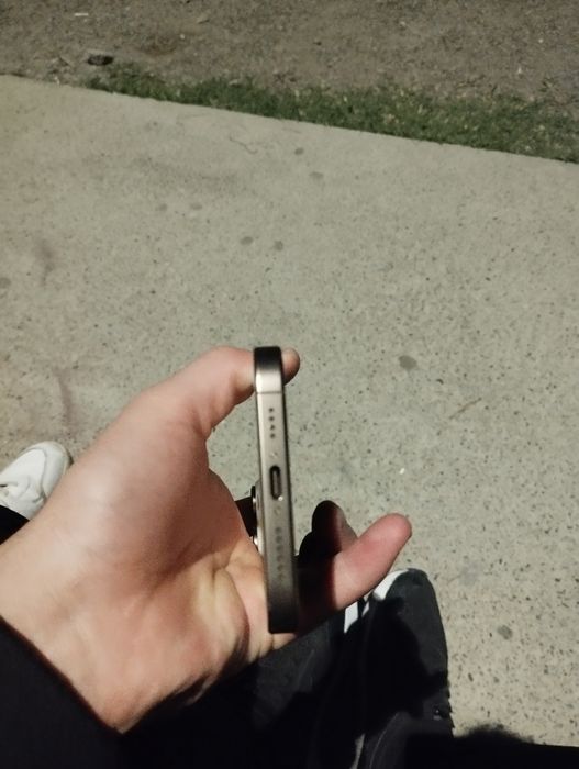 Iphone 16 pro max esim