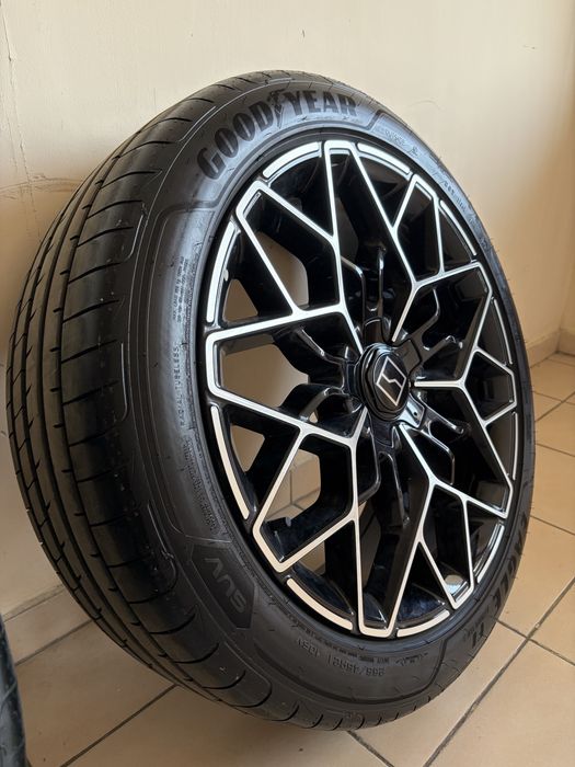 Диски R21 от Zeekr 001