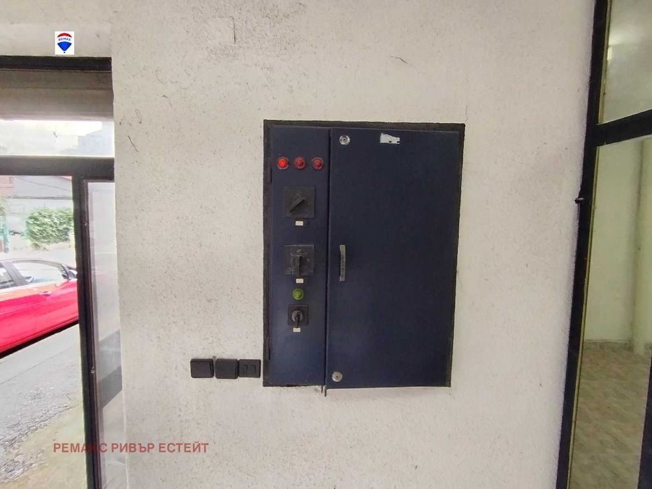 Продава се Магазин в Русе, Хъшове - 130 кв.м за 892 €/кв.м - Снимка #1