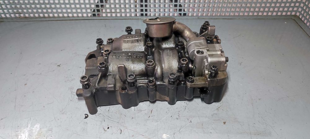 Pompa ulei volkswagen cod motor BHW cod 03G103537A
