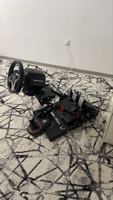 Игровой руль (Платформы: ПК, PS4, PS5) комплект