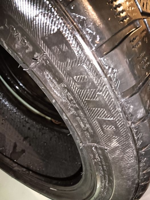 Срочно резина на 17