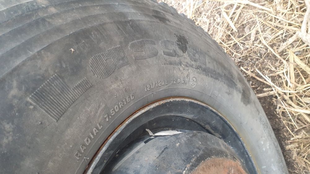 Джанта с гума 7.50 16 С ласа