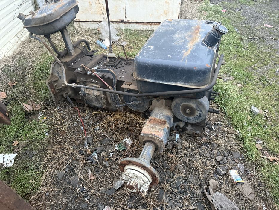 Трактор юмз на части