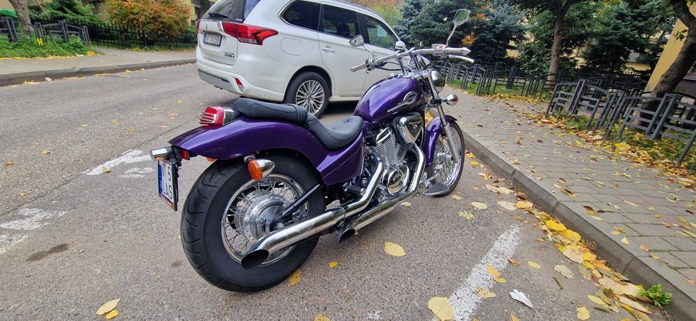 Vând Honda Shadow 600