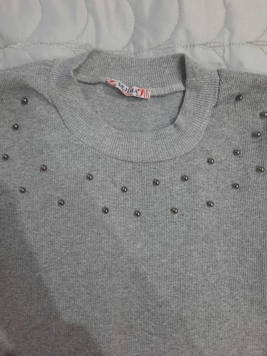 Дълга сива рокля