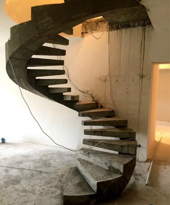 Лестница бетоная