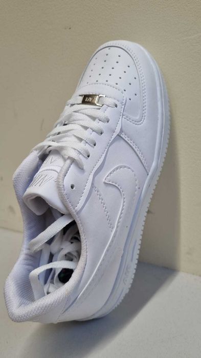 Nike Air Force 1 dama si barbati, model unisex
